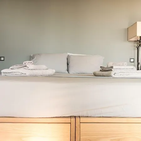 Comfy Kourouta Apartment & Suite Buitenkant foto