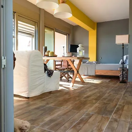 Comfy Kourouta Apartment & Suite Buitenkant foto