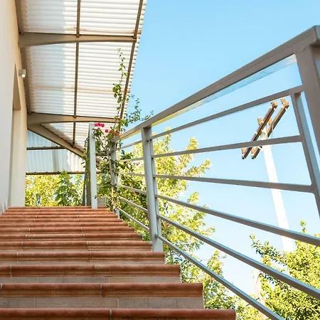 Comfy Kourouta Apartment & Suite Buitenkant foto